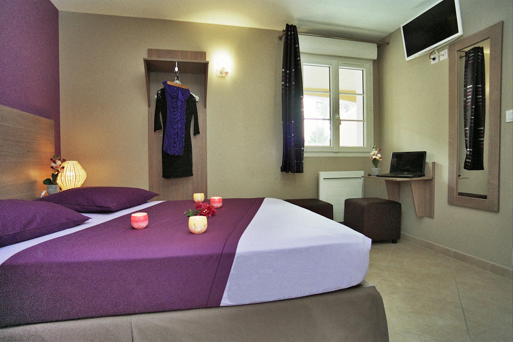Hotel L'Anvia Bollène Szoba fotó